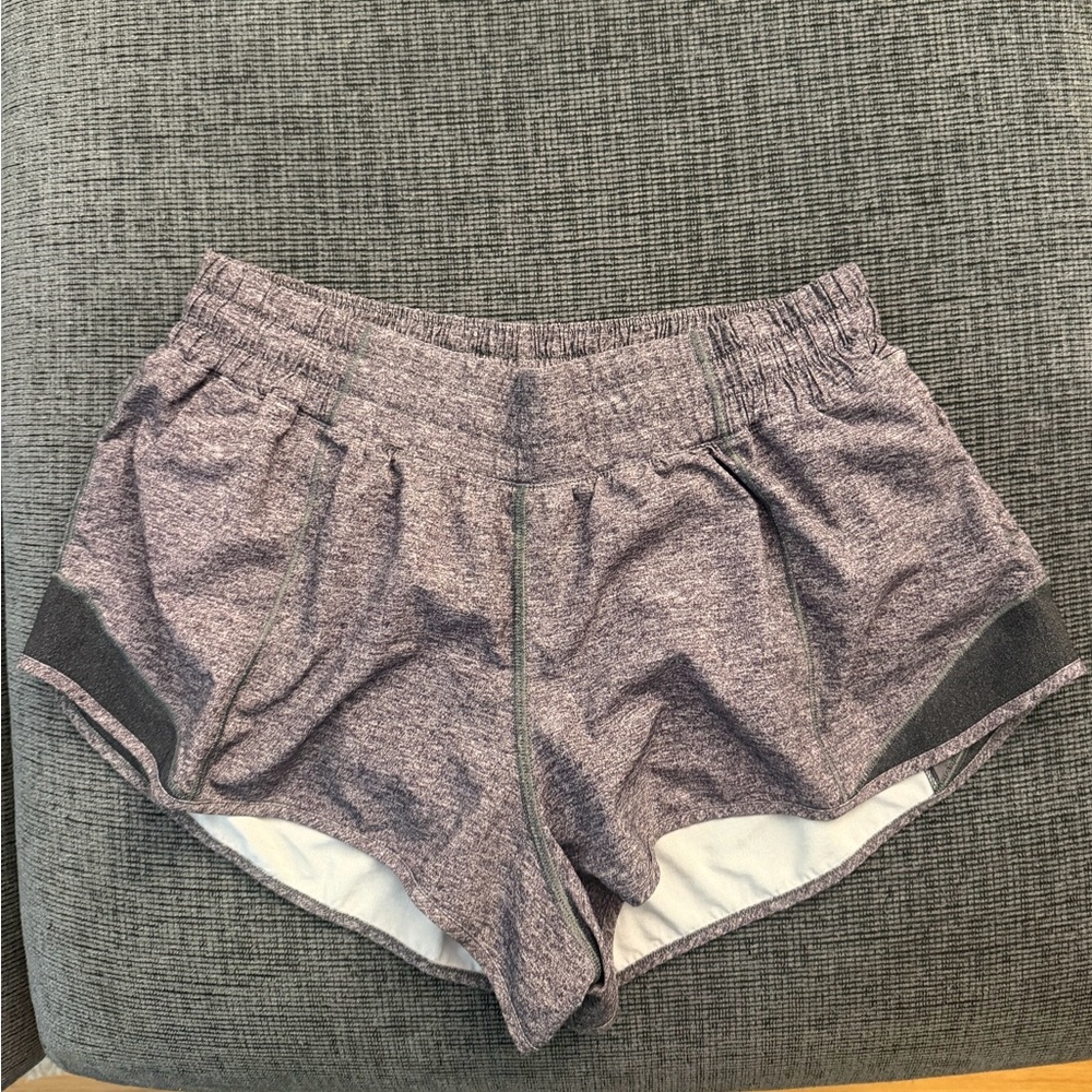 Lululemon Hotty Hot 2.5 Shorts